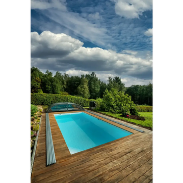 ThermoPP Poolpaket QBig 3×6 med rektangulär pool i klarblått vatten, trädeck och glasöverdrag