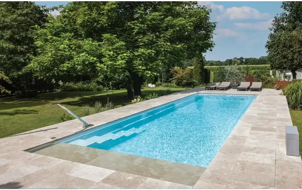 Köp pool 3x6 för mindre trädgårdar hos Pooltime – Pooltime