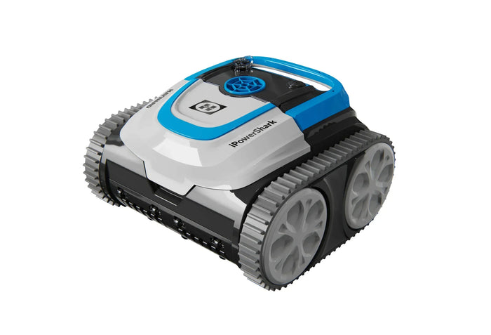 Blå och vit robotisk poolrengörare med grå tankliknande hjul.