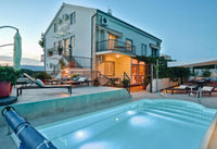 Glasfiberpool Aves 705 7,05m x 3,20m x 1,55m