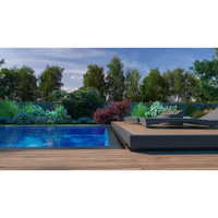 Modern grå rottingloungestol vid mobil poolterrass på Bergen Deck A året runt