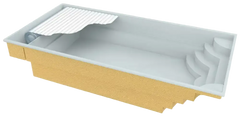 Rektangulär glasfiberpool Aruba Plus med beige väggar, vit interiör och rullbar täckning