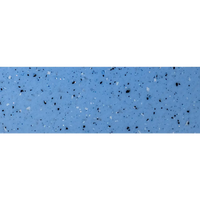 Ljusblå terrazzo yta med svarta och vita fläckar på Glasfiberpool Jamaika pool