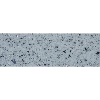 Glasfiberpool Papeete 600 med grå fläckig bänkskiva och pooltak