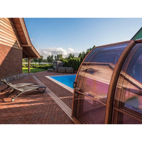 Böjd transparent glaspooltak med träram för Glasfiberpool Saba 500