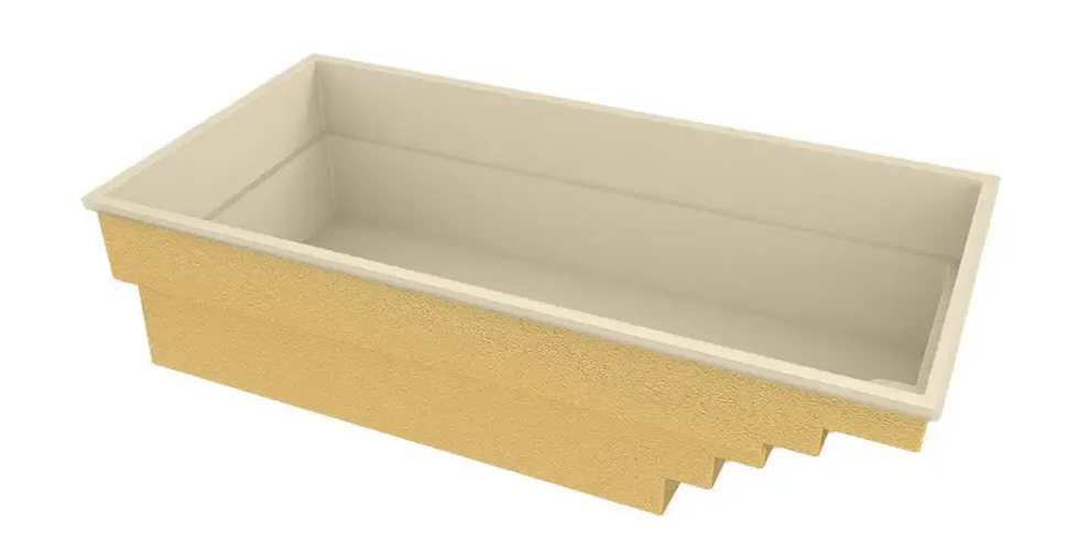 Glasfiberpool Saba med klart blått vatten och beige behållare