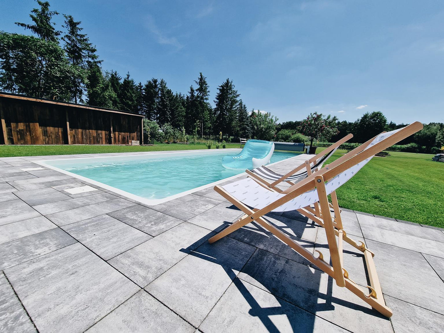 Glasfiberpool Jamaika 11,25m x 3,75m x 1,50m