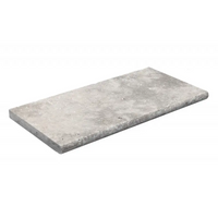 Grå naturstenplatta Natura Kiruna paket med texturerad yta och rundade kanter