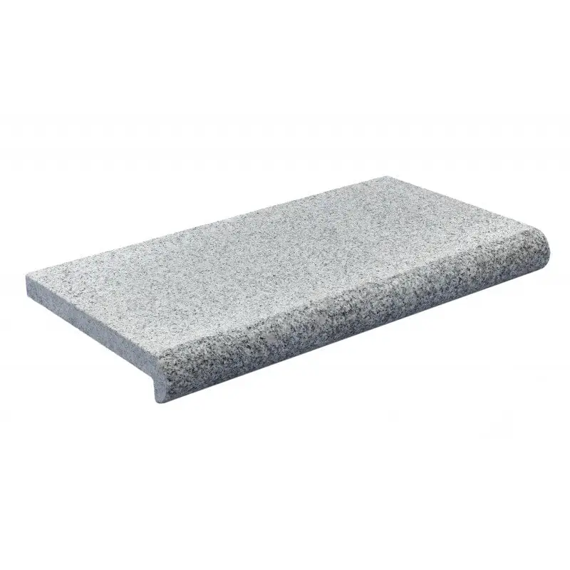 Grå fläckig granitkantsten med rundad profil i Natura Napoli paket