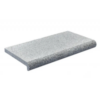 Grå fläckig granitkantsten med rundad profil i Natura Napoli paket