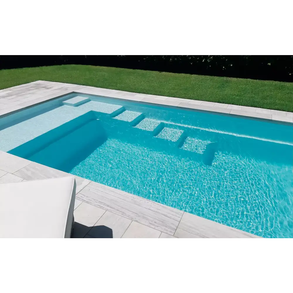 Modern Leisurepools Elite pool med turkost vatten och grå stenplattor