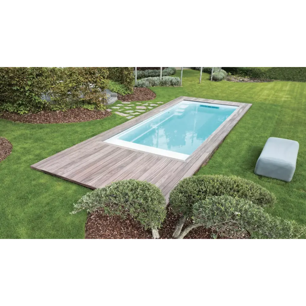 Leisurepools Encore rektangulär pool med raka linjer för smala tomter