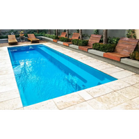 Leisurepools Harmony rektangulär pool med klart blått vatten och trädeck