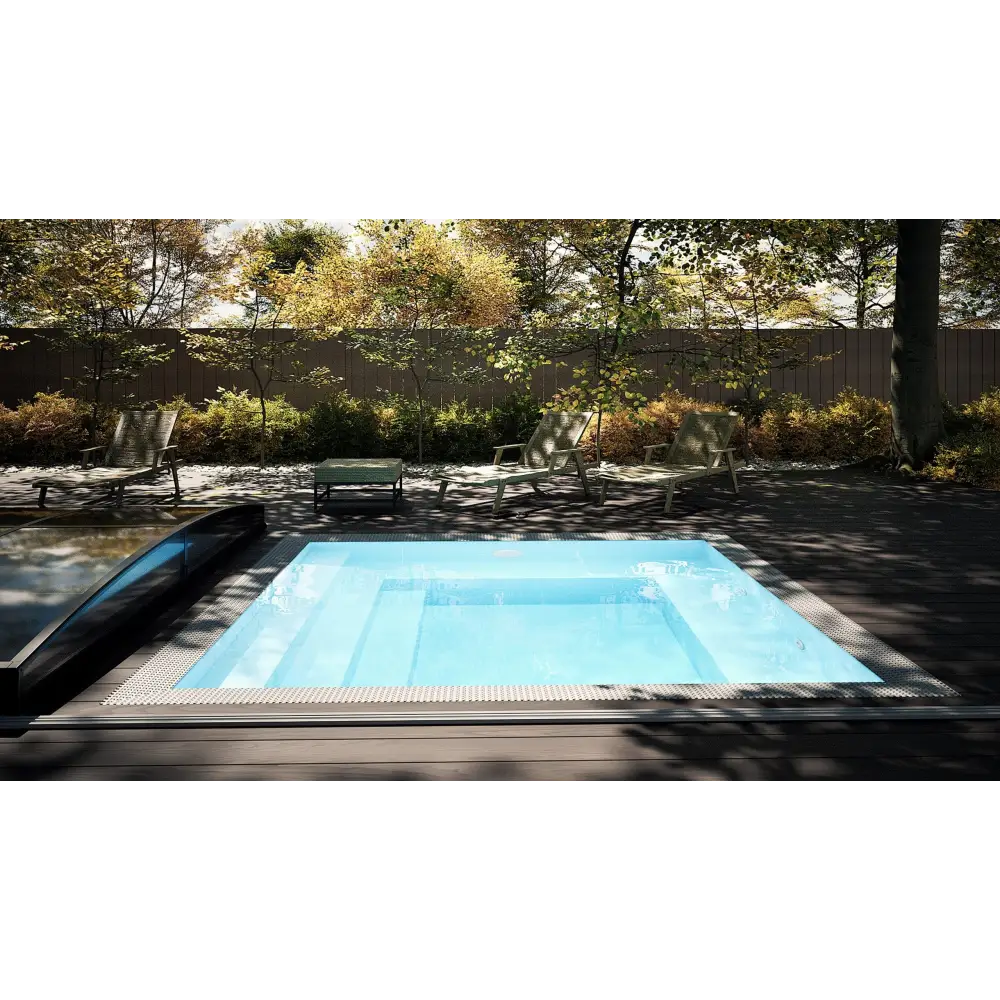 Rektangulär Minipool Wellness pool 2,25×3,75 m med klart blått vatten, mörk träterrass och ljusgrå kakel