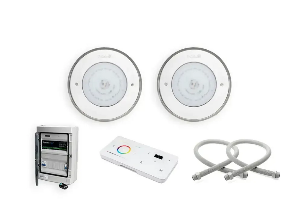 Kompletta poollampor: vita cirkulära LED-ljus med silvertrim och frostade linser. Varje paket innehåller en