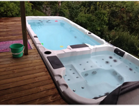 PassionSpa Aquatic 3 Deep vitvarmbad med blåvatten, jetmunstycken och sittplatser