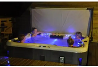 PassionSpa Joy Spabad i beige och grå med blå LED-belysning