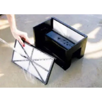 Svart rektangulär filterbohus med vita meshfilter för Poolrobot Hayward TigerShark XL QC vägg och botten