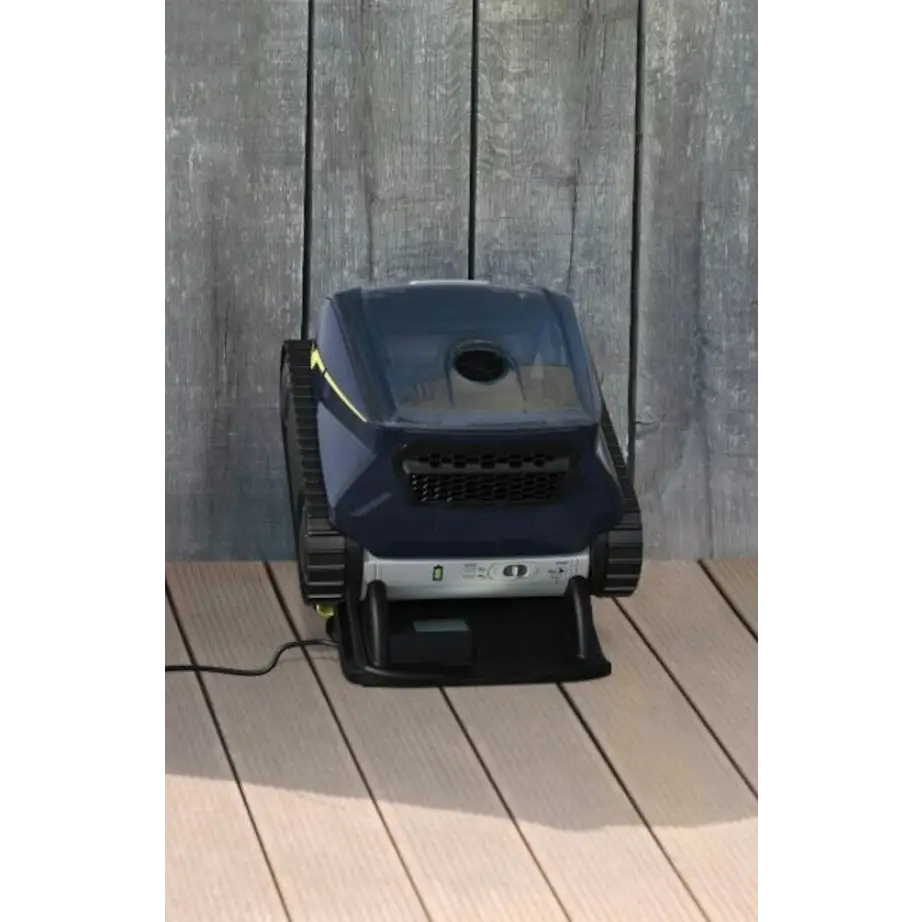 Blå Poolrobot Zodiac Freerider RF 5400 iQ med trådlös frihet