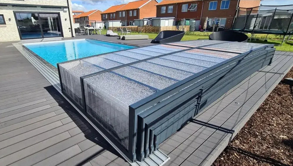 Pooltak Icon med sarg klarplast i antracit, modern grå med genomskinliga paneler