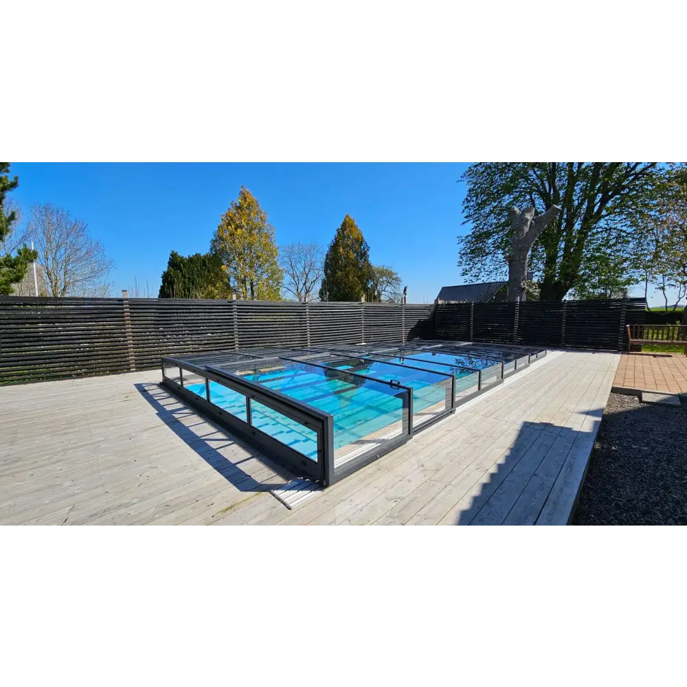 Pooltak ICON KIT S3 med klarglas över pool