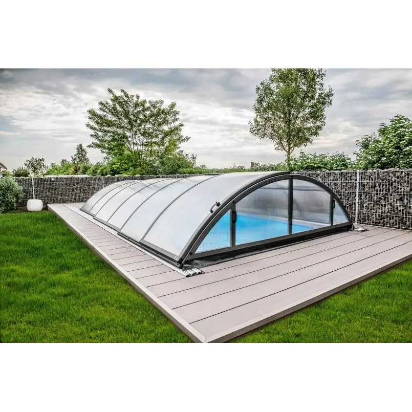 Pooltak Klasik 4×8 med klar kanalplast och extra starka profiler över pool