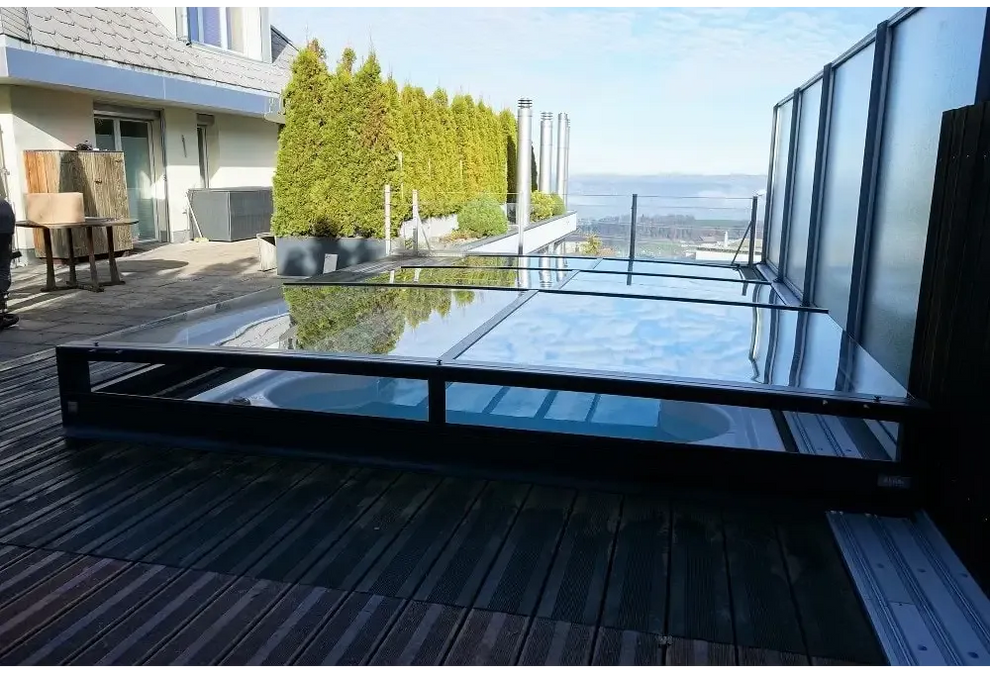 Mästare Plus 4x8 modern glastak med års garanti och svart ram