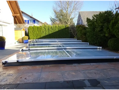 Modern Mästare Plus 4x8 glaspooltäckning med års garanti, silver ram