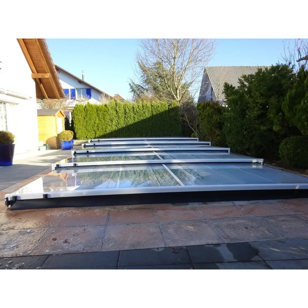 Modern glass roof with silver framing for patio, Pooltak Mästare PLUS 4x8