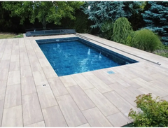 Mästare Plus 4x8 glaspooltäckning med rektangulär blå pool och års garanti