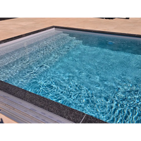 Klar blå pool med mörka kaklade kanter i pooltime exklusiv 12mm pp pool 4 x 8 x 1,5 m, perfekt för att köpa pool eller pooltak