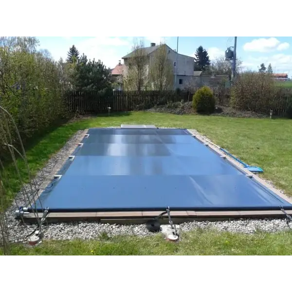 Blå pooltäckning Rolltop 3x6m pool inkl handenhet