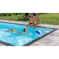 Blå och vit strandboll i poolvatten, ThermoPP Poolpaket Qbig Overflow 3×7