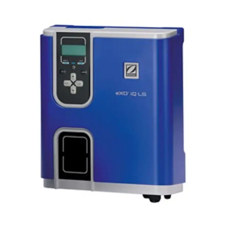 Zodiac EXO iQ low salt saltklorinator med blå-silver panel, display, keypad och kortläsare