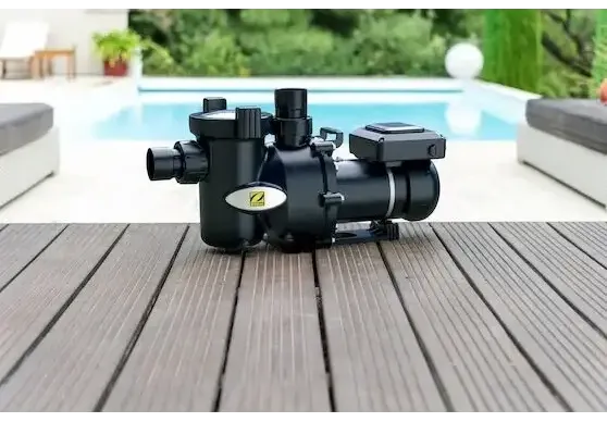 Zodiac pump FloPro svart z-wave smart poolpump med industriell design